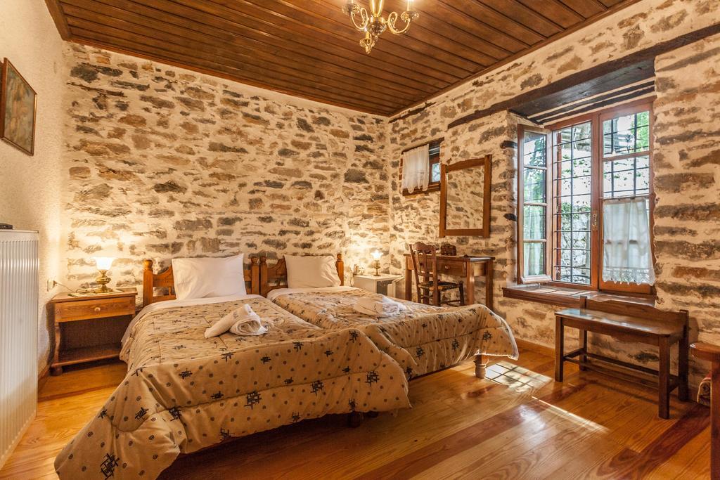 Hotel Archontiko Montana Vizitsa Esterno foto