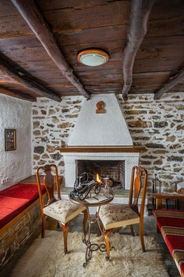 Hotel Archontiko Montana Vizitsa Esterno foto