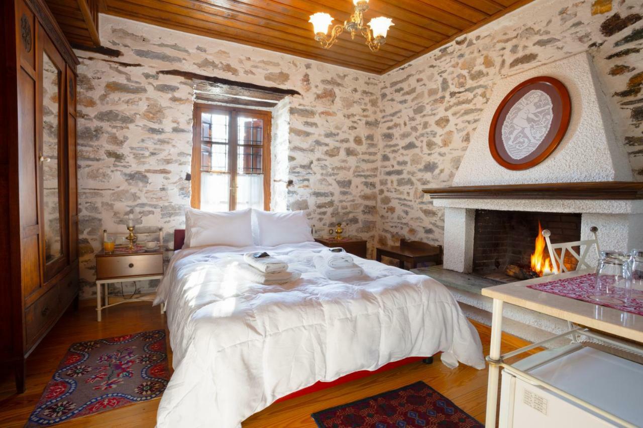 Hotel Archontiko Montana Vizitsa Esterno foto