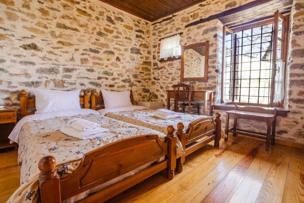 Hotel Archontiko Montana Vizitsa Esterno foto